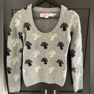 🐑🍄 BlendShe Gray Lambswool Angora Sweater S Mushroom Print Scoop Neck Cozy